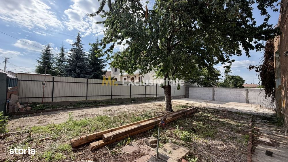Casă de renovat cu teren 557 mp, central Str. Gh. Barițiu - Carei