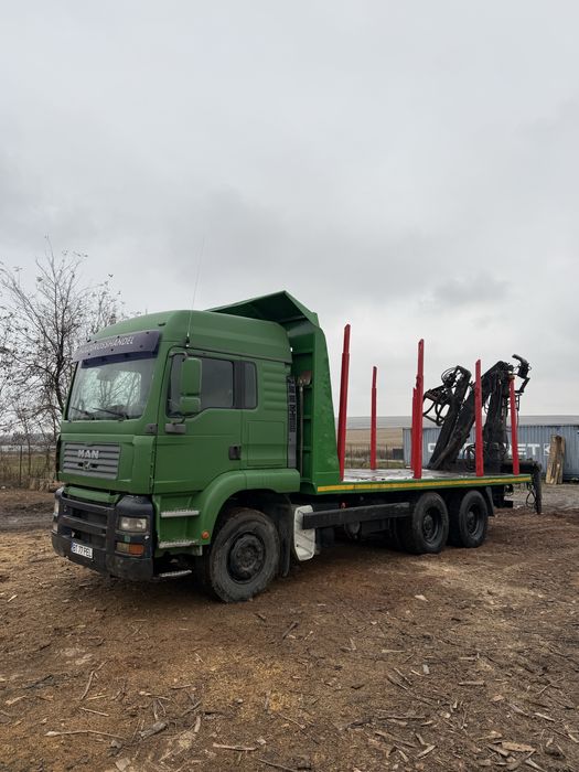 Camion MAN cu macara PENZ