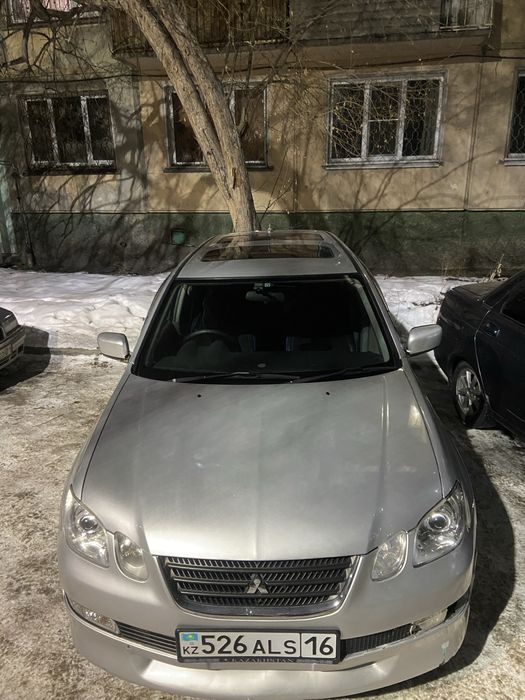 Продаю Mitsubishi Airtrek