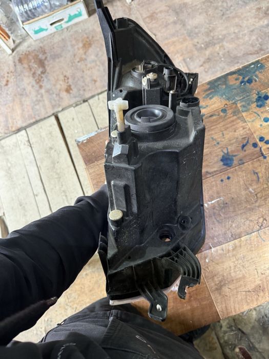 Фара гранта FL правая оригинал