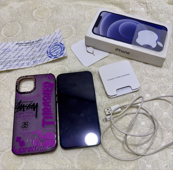 Айфон 12 на 64 гб