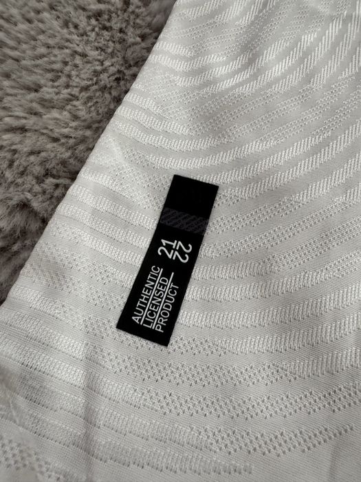 Tricou de Fotbal Real Madrid 21/22 Home ( Player Version )