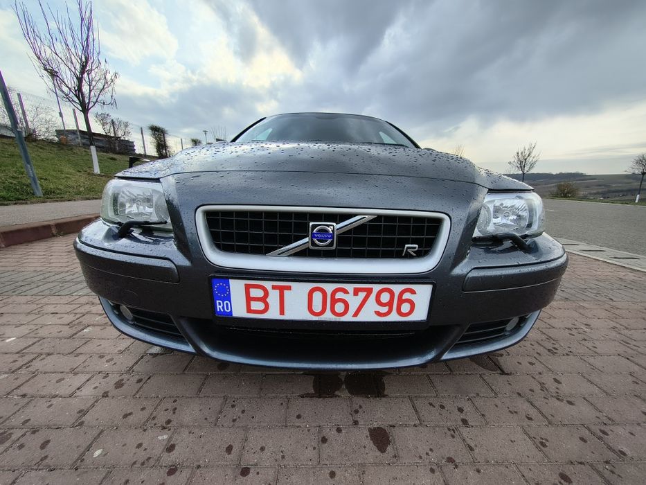 Volvo S60R  AWD  300hp