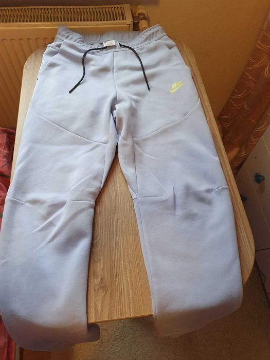 Pantaloni Nike, originali, noi fara eticheta, mar XS, albastru, bleu