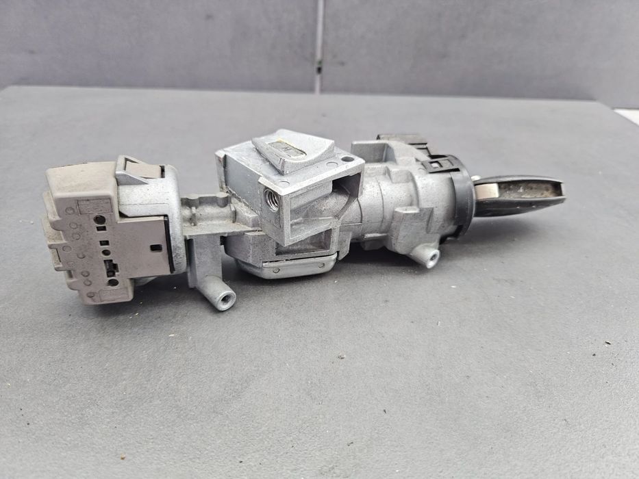Contact cu cheie 3M51-3F880-AE Ford Mondeo 2008 1.8 TDCi 6MT (125 hp)