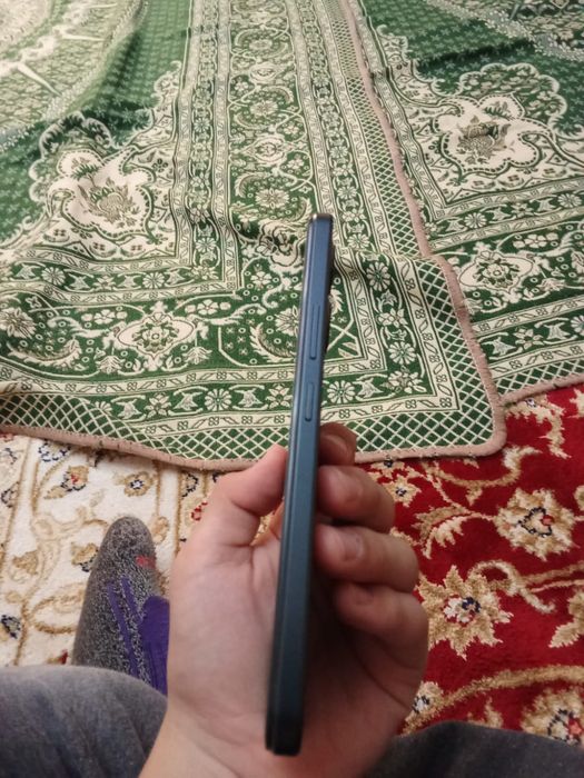 Vivo y03,б/у шный