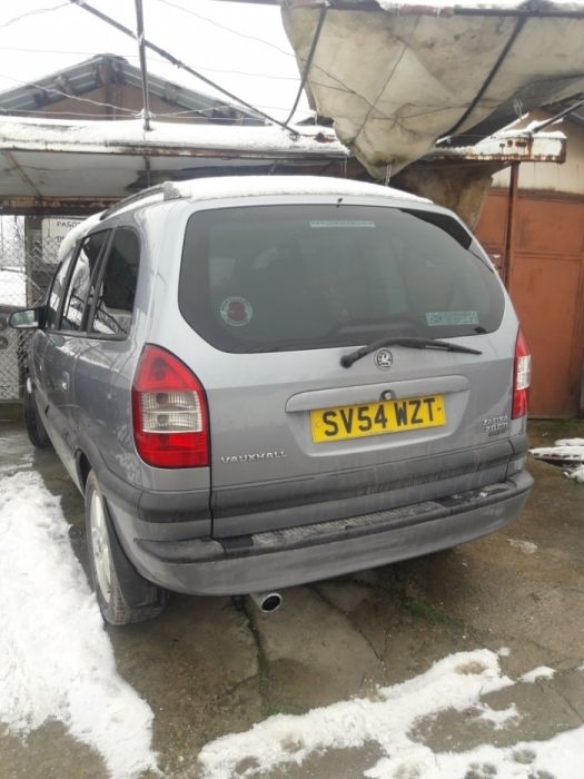 Опел зафира opel zafira 2.0DTI само на части