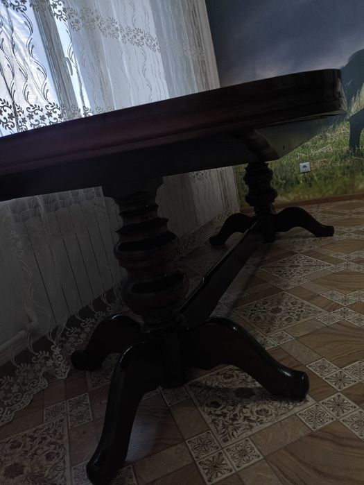 Продам стол в хорошем состоянии
