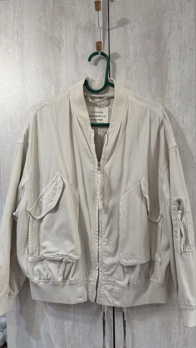 Джинсовый бомбер, легкий, Stradivarius