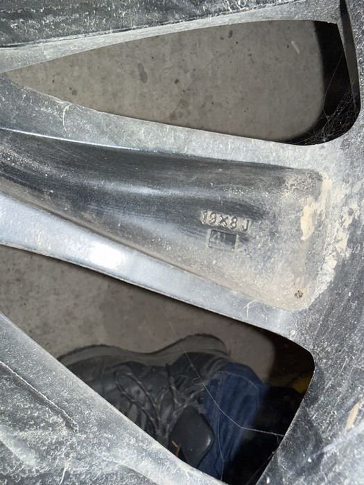 Продам диски r 19