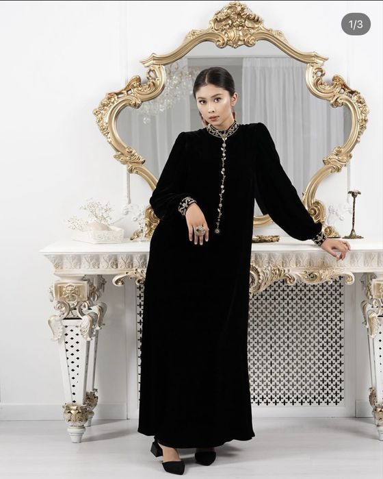 Платье от бренда Нур Шах