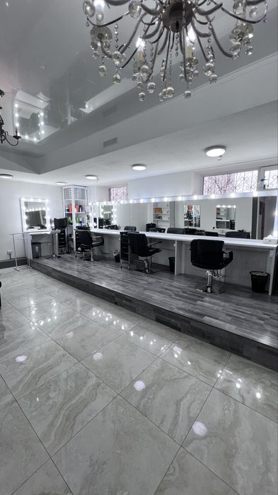 Сдам кабинет в салоне для мастера маникюра и педикюра