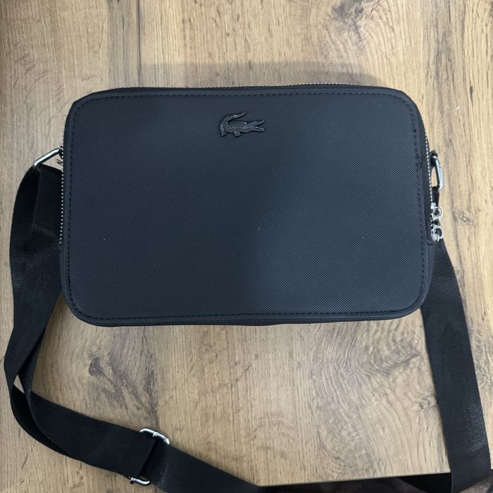 2 сумки Nike haritage swoosh и Lacoste