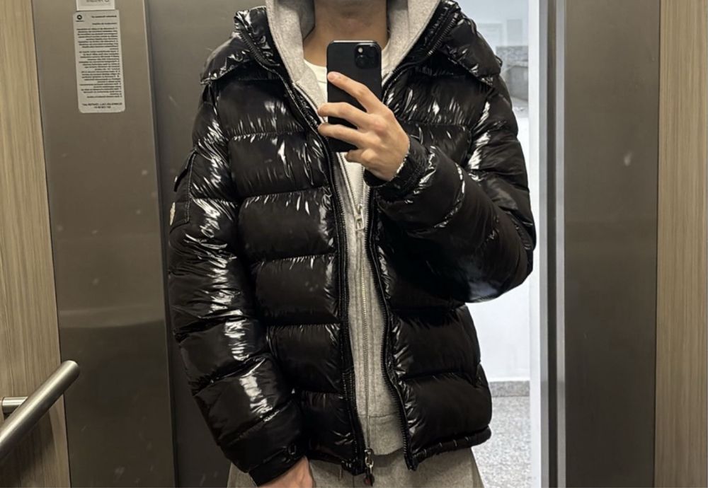 Geaca Moncler de vanzare