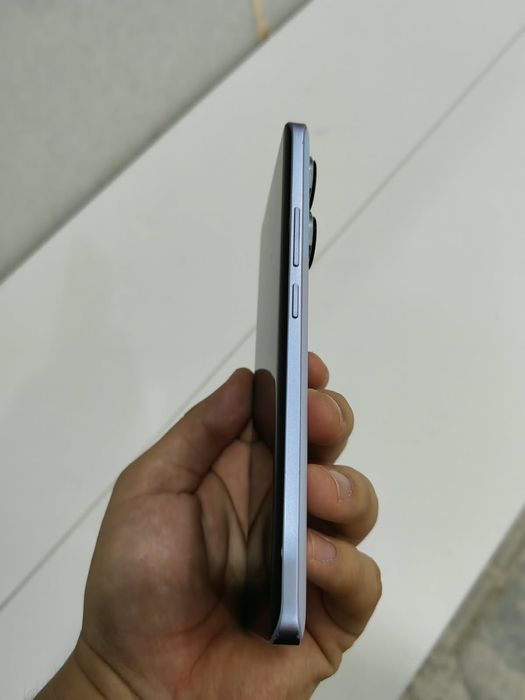 Redmi Note 13 Pro+ 5G (8/256GB) — IP68 / 200MP / 120W