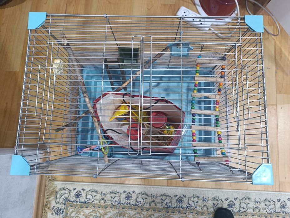 Клетка для попугаев