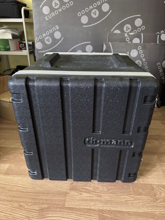 Rack de 10 unitati si un sertar