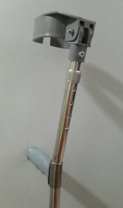 Доставка. Локтевой костыль, подлокотник