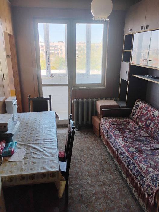 Продавам имот във кв.Изгрев