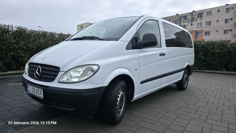 Mercedes Vito 8 + 1  locuri
