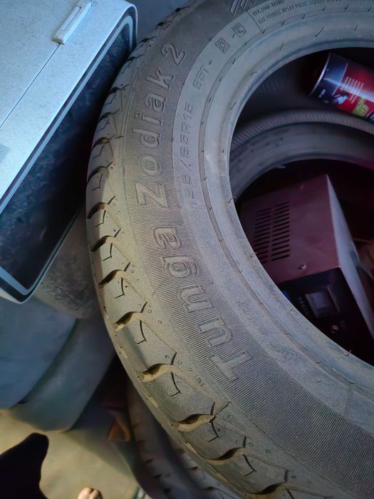 Продам резину один балон 8000т