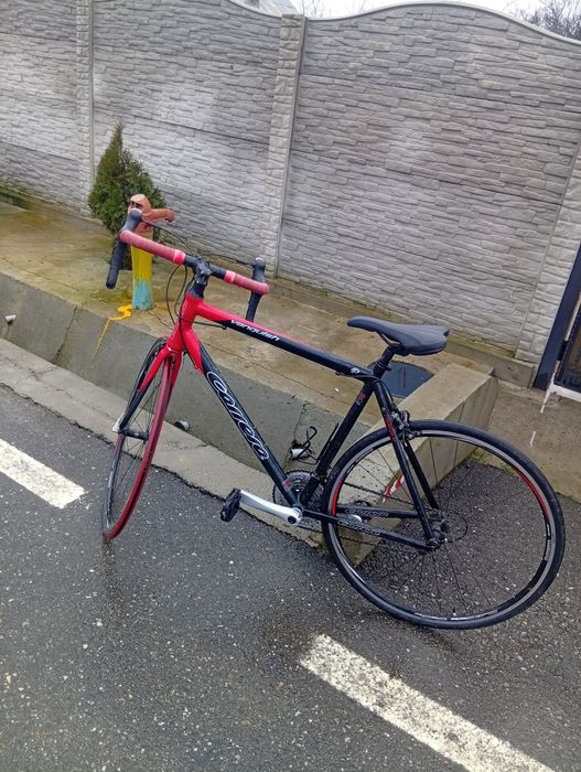 Bicicleta carera cursiera funcțională