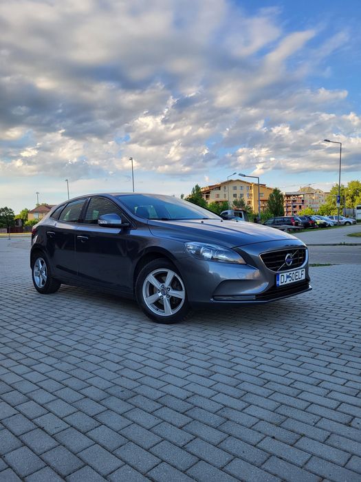 VOLVO V40 2013 — imagine 5