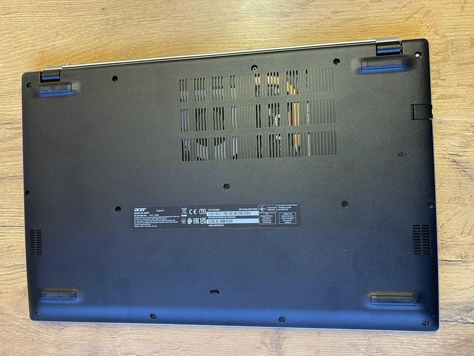 Acer Aspire A317-33 display Full HD  ‎17.3 Inches  SSD 512GB