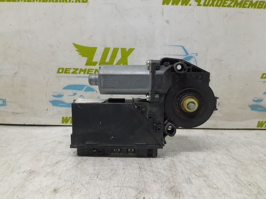 Motoras macara geam dreapta spate 7L6959704 Volkswagen VW Touareg gen