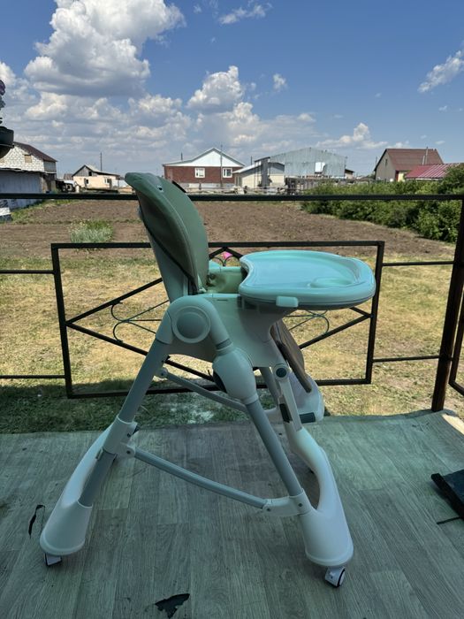 Продам стул для кормления