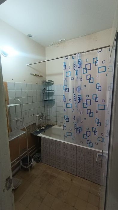 Куйлюк-7 Элбурус Туйхона 4/8/9 92м²Арендага берилади