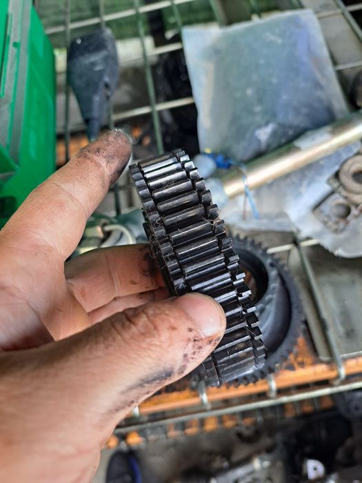 Pinioane Distribuție Motor Renault 2.2 - 2.5 dci