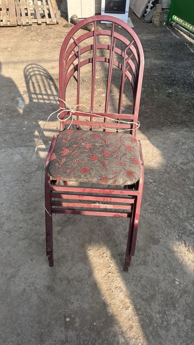 стулья продам срочно.