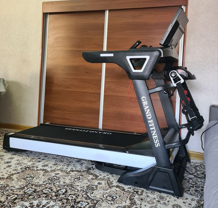 Беговая дорожка "GRAND-FITNESS"