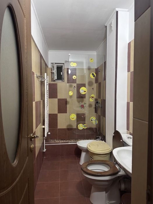 Apartament 3 camere de inchiriat Panciu centru