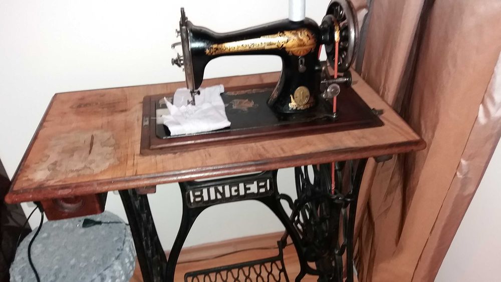 шевна машина Сингер работеща