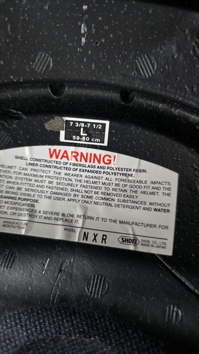 SHOIE NXR каска за мотор