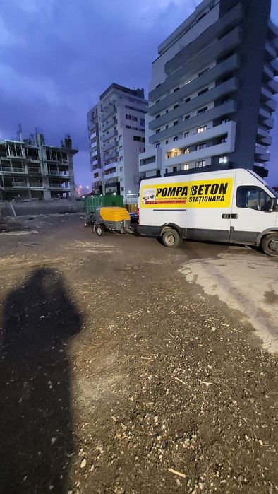 Inchiriere Pompa beton NOUA cu PESTE  100ml furtun
