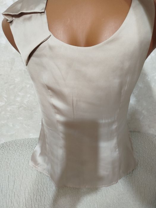 Set format din 2 tricouri fara mânecă elegante