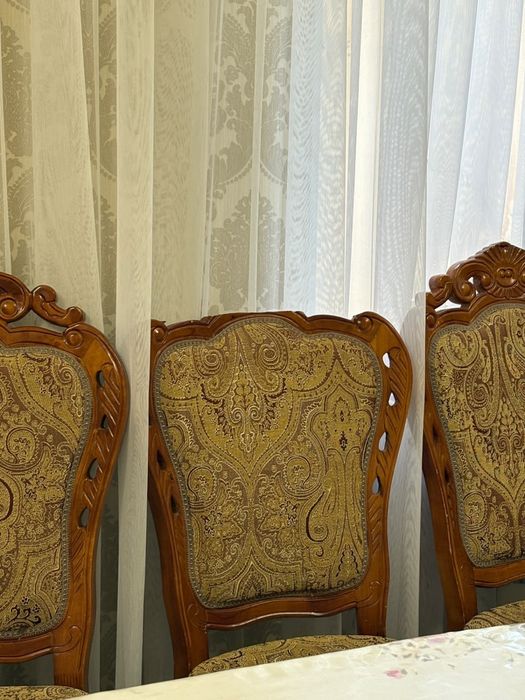 Стол стулья мебель