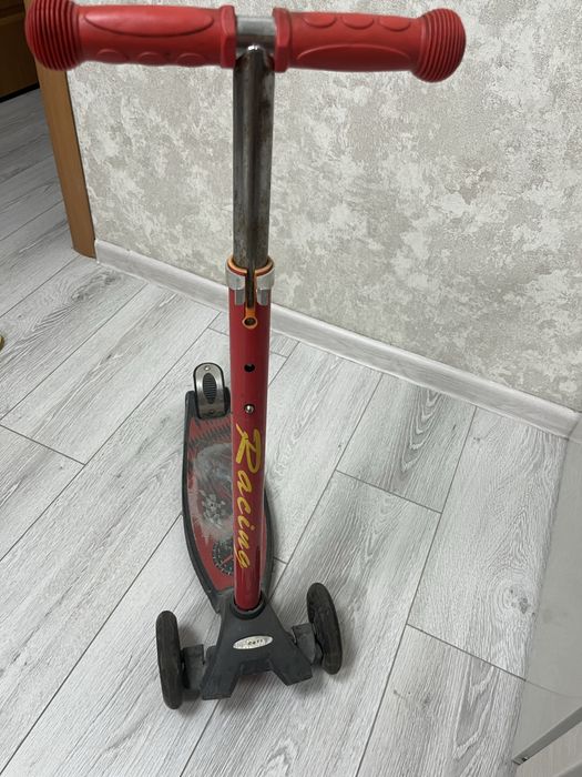 Продам самокат детский