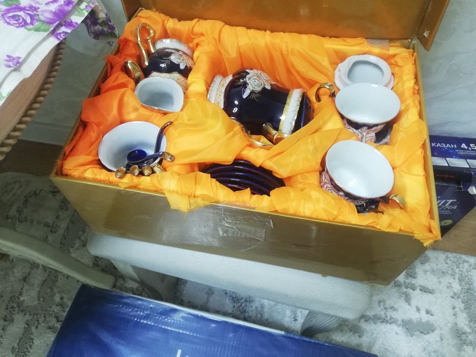 Чинни идишлар сотилади