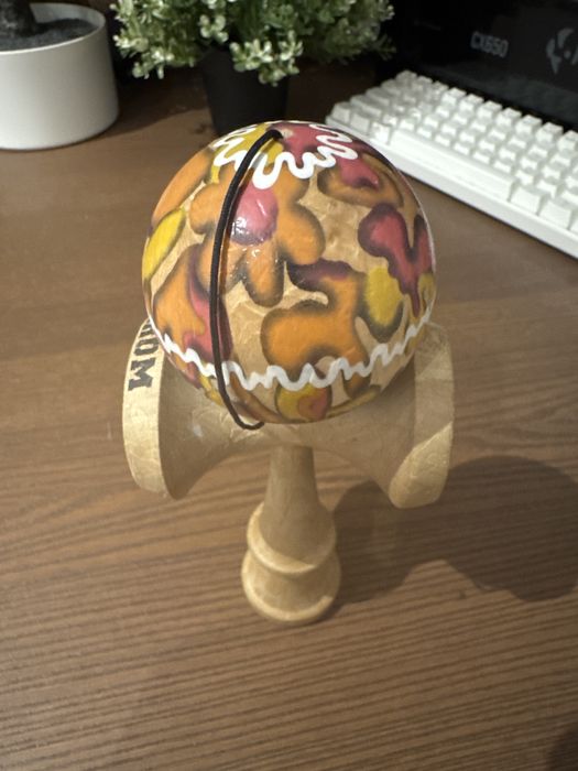 Kendama Krom Naked Apex