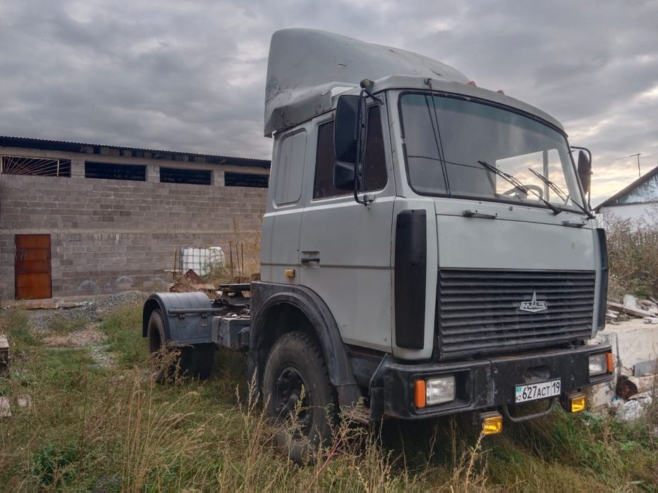 Продам MAZ  2001 года.