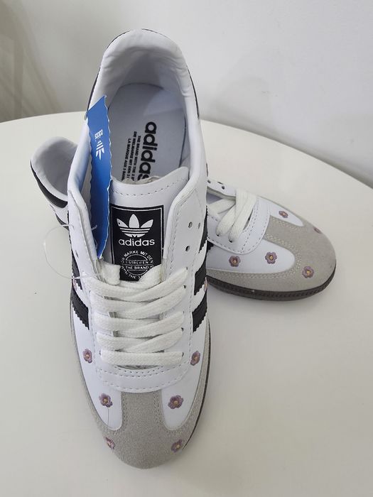 Adidas Samba size 39