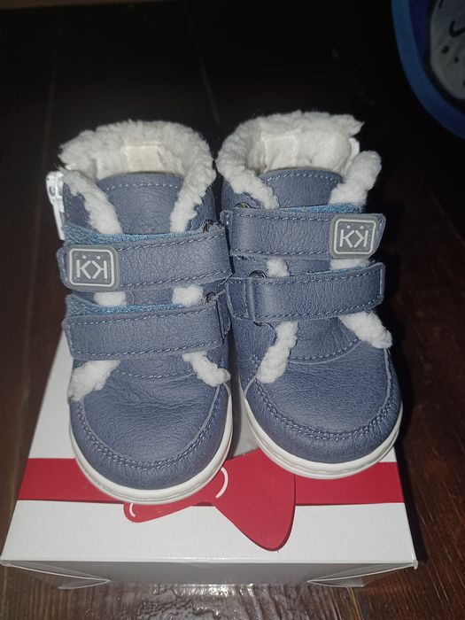 Продавам много малко носени обувки