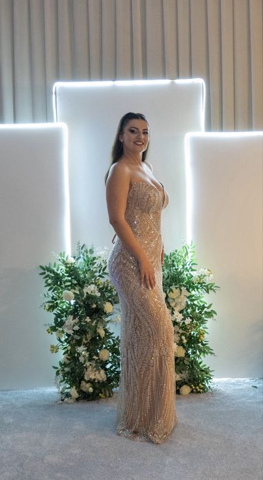 Rochie elegantă de cununie – superbă, purtată o singură dată