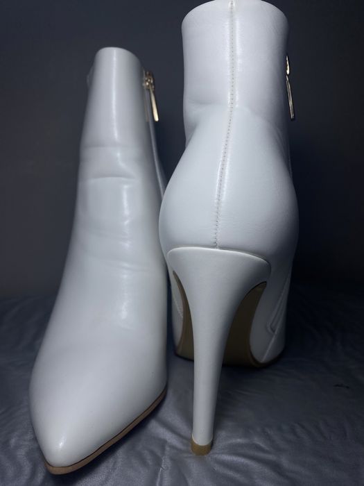 Ботильоны продам не носила никогда