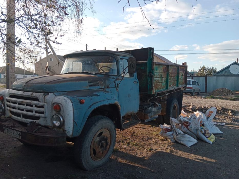 Продам ЗИЛ 130 целиком,на запчасти