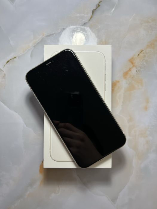 iPhone 11 64GB Айфон 11 64ГБ